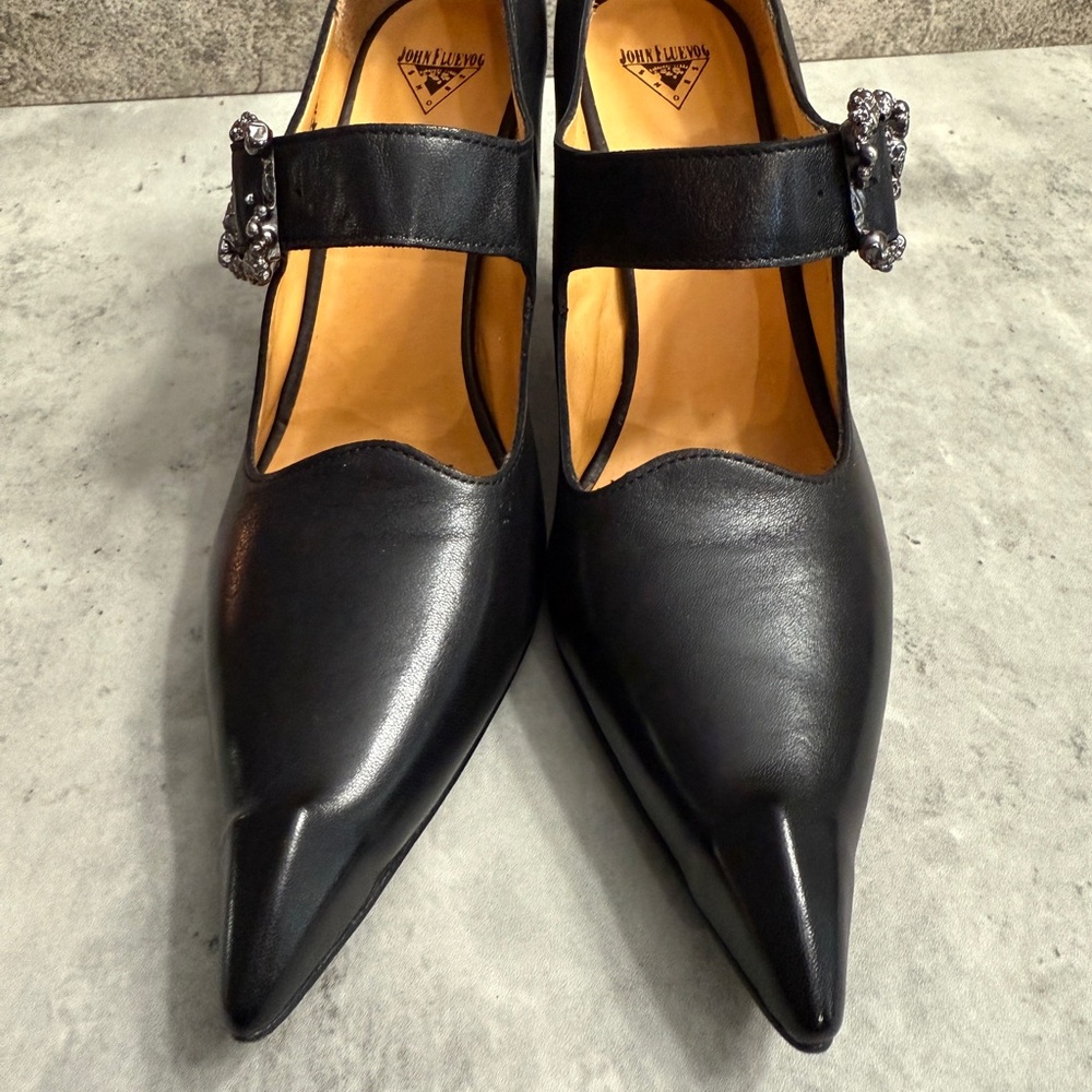 Fluevog black Odette Esoteric Temptations size 9 Witchy goth victorian brand new
